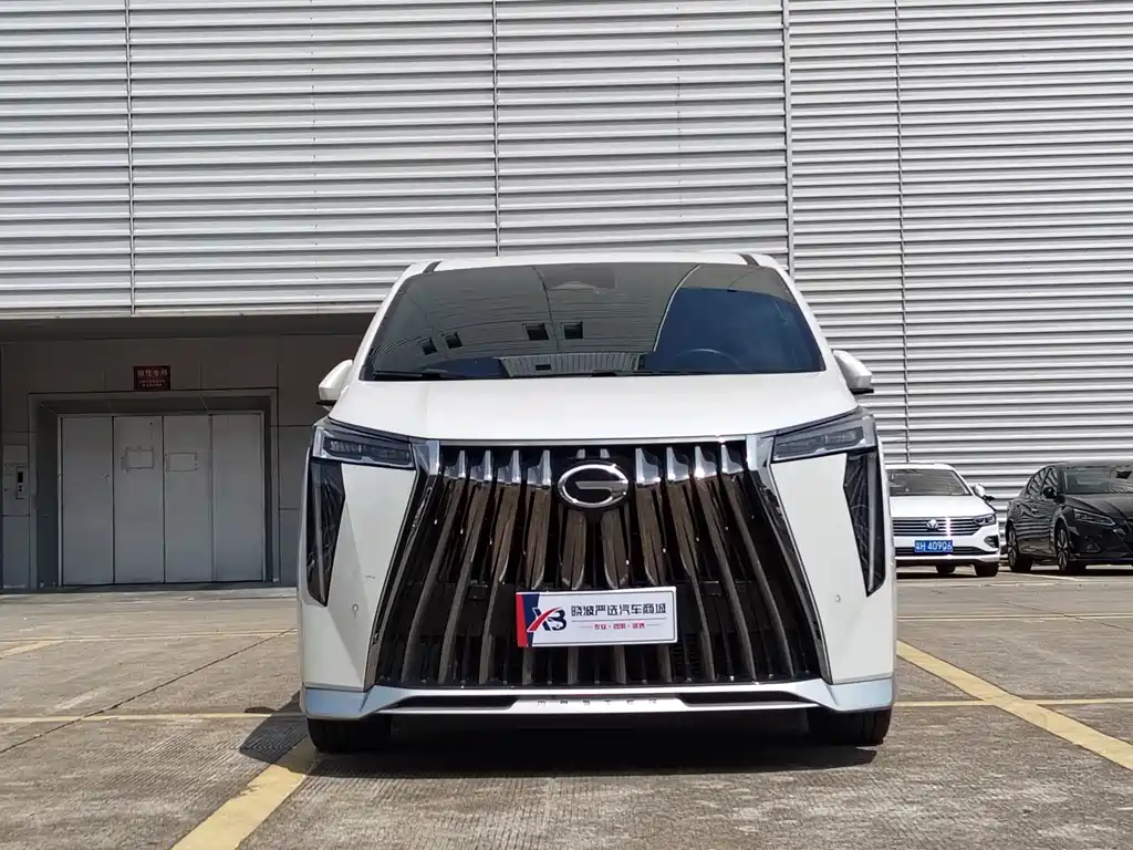GAC Motor Trumpchi M8 — фото 2