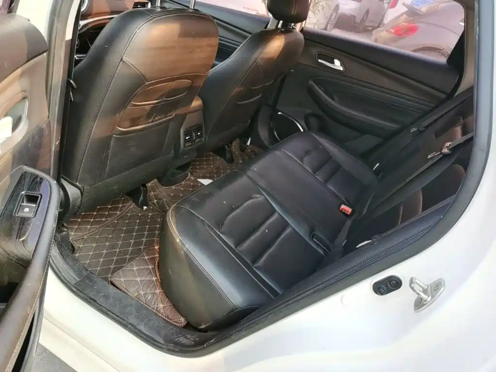 GAC Motor Trumpchi GA4 — фото 17