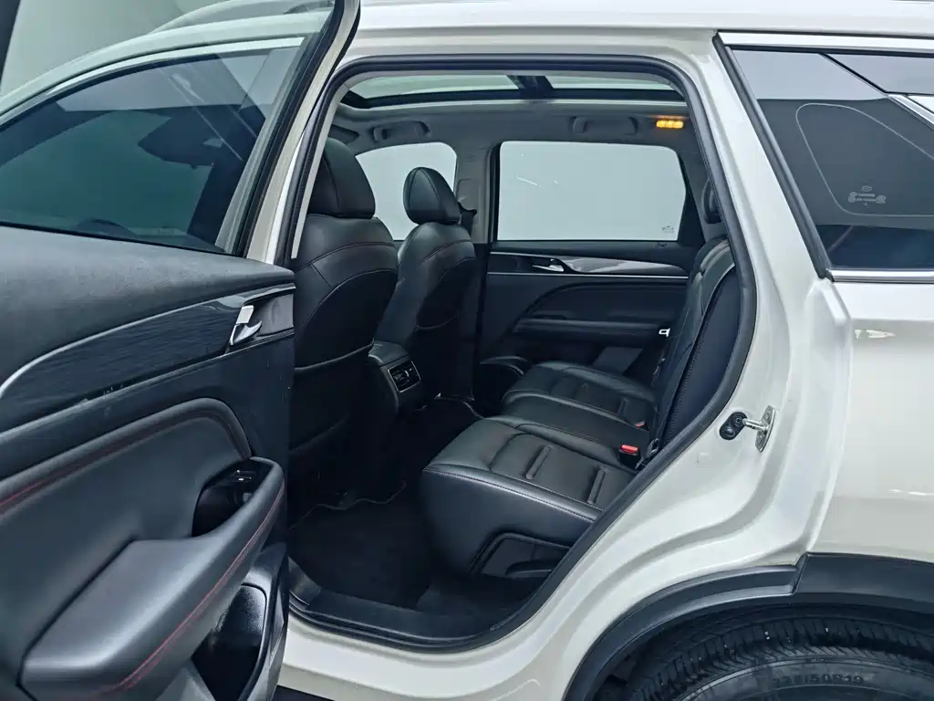 GAC Motor GS4 Plus — фото 17