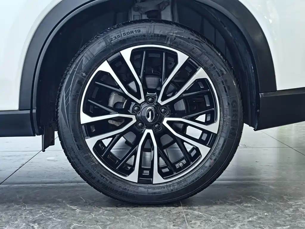 GAC Motor GS4 Plus — фото 9