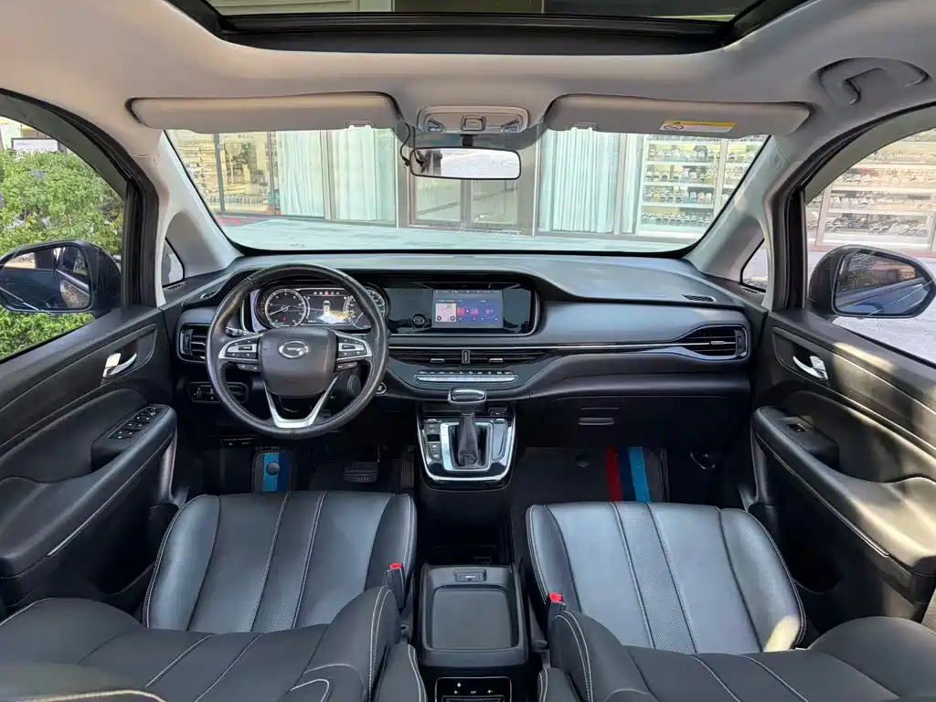 GAC Motor Trumpchi M6 — фото 18
