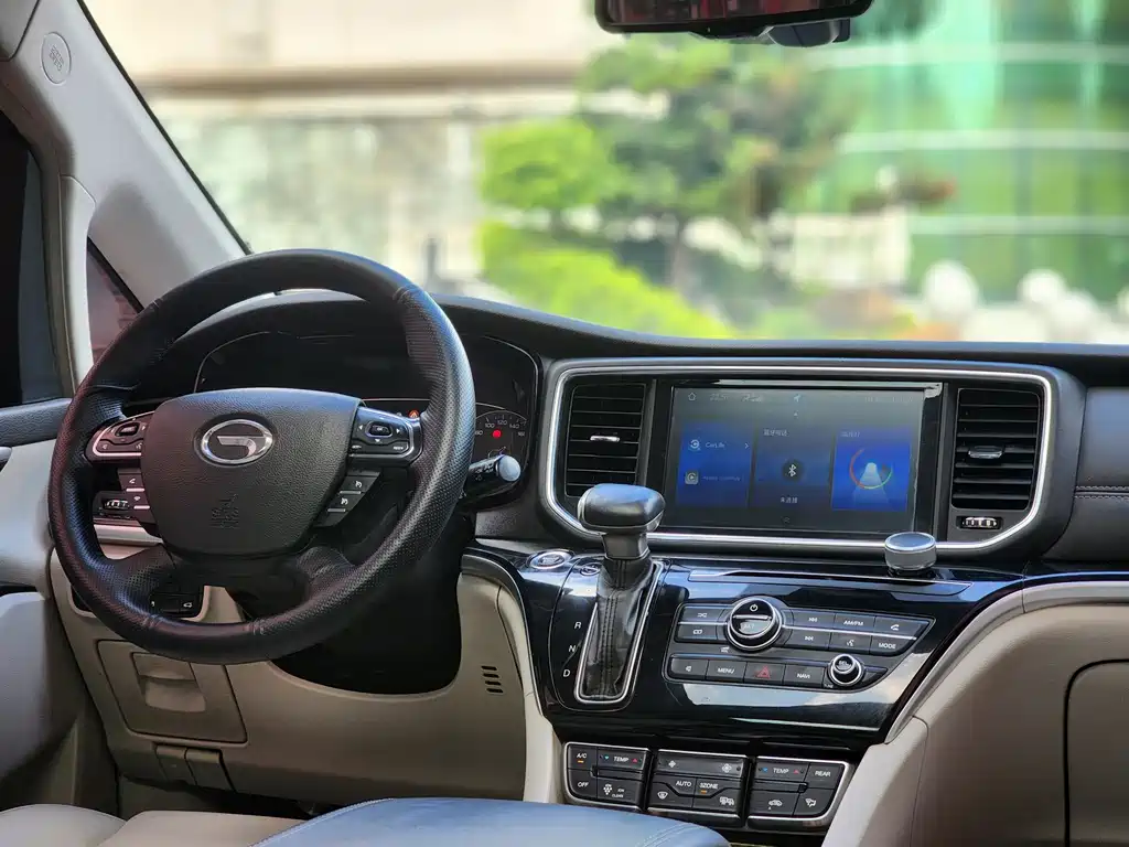 GAC Motor Trumpchi M8 — фото 15