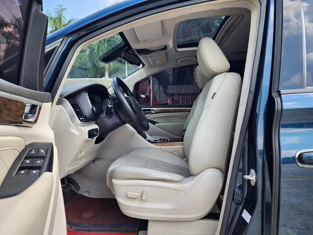 GAC Motor Trumpchi M8 — фото 8