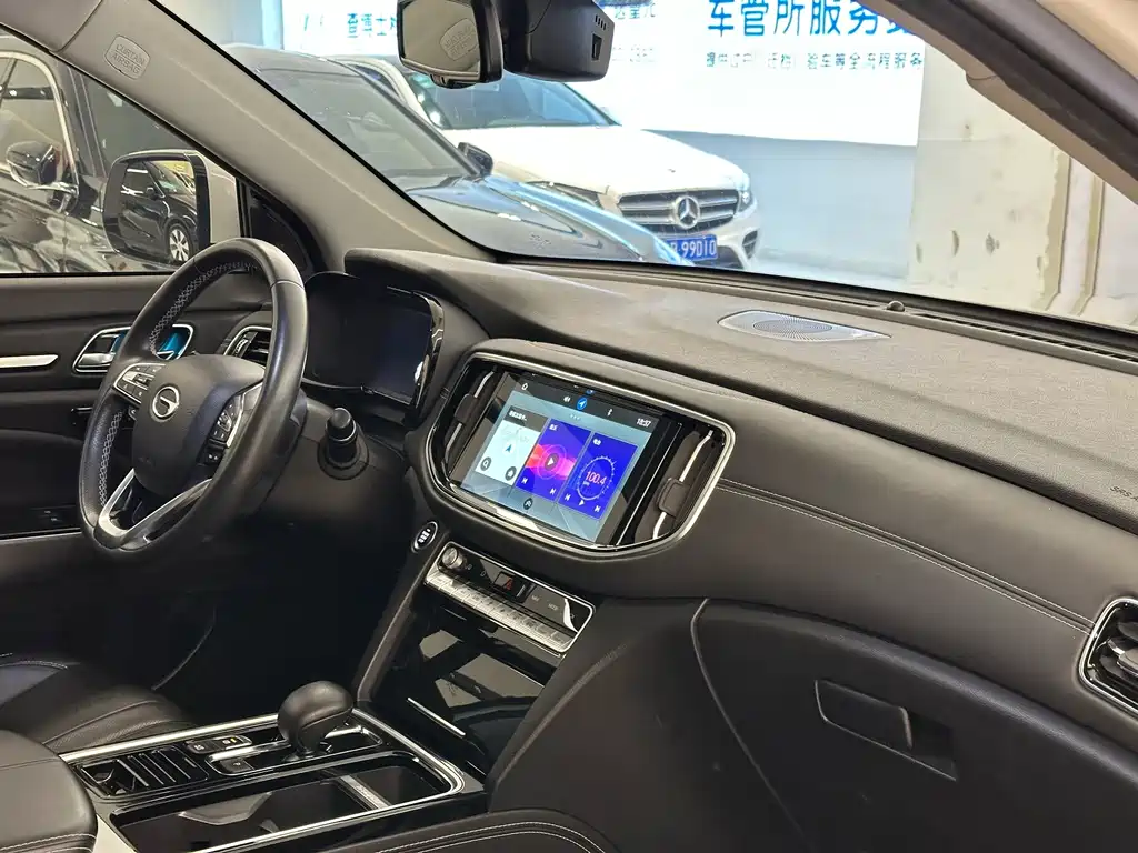 GAC Motor Trumpchi GS8 — фото 13
