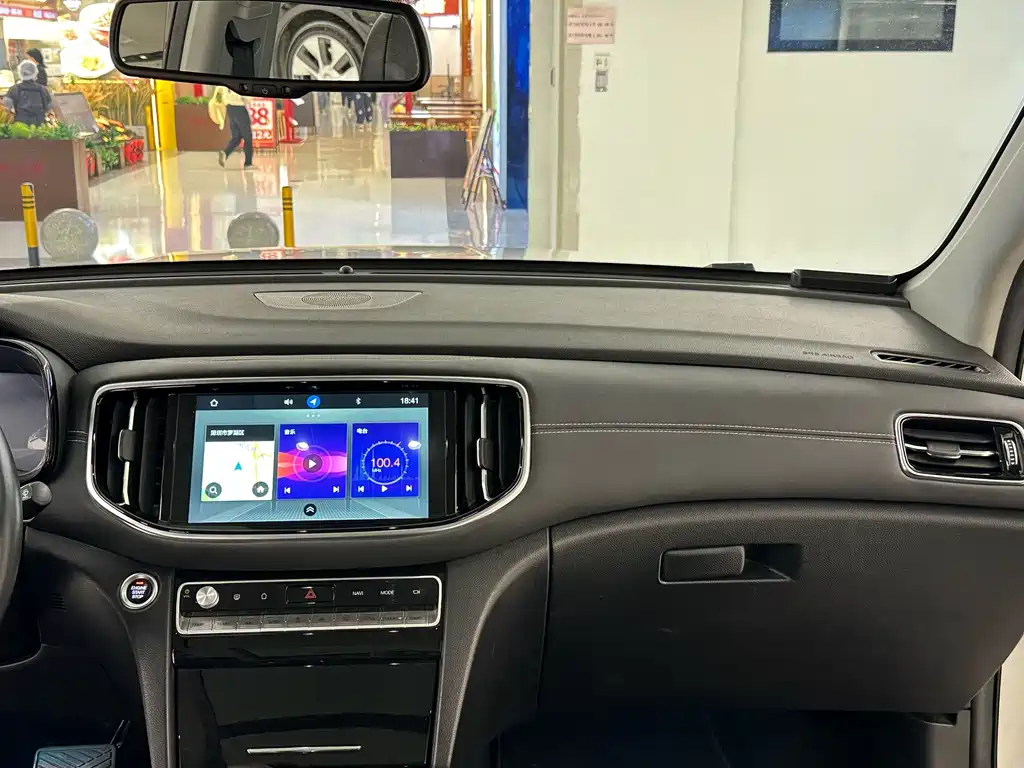 GAC Motor Trumpchi GS8 — фото 18