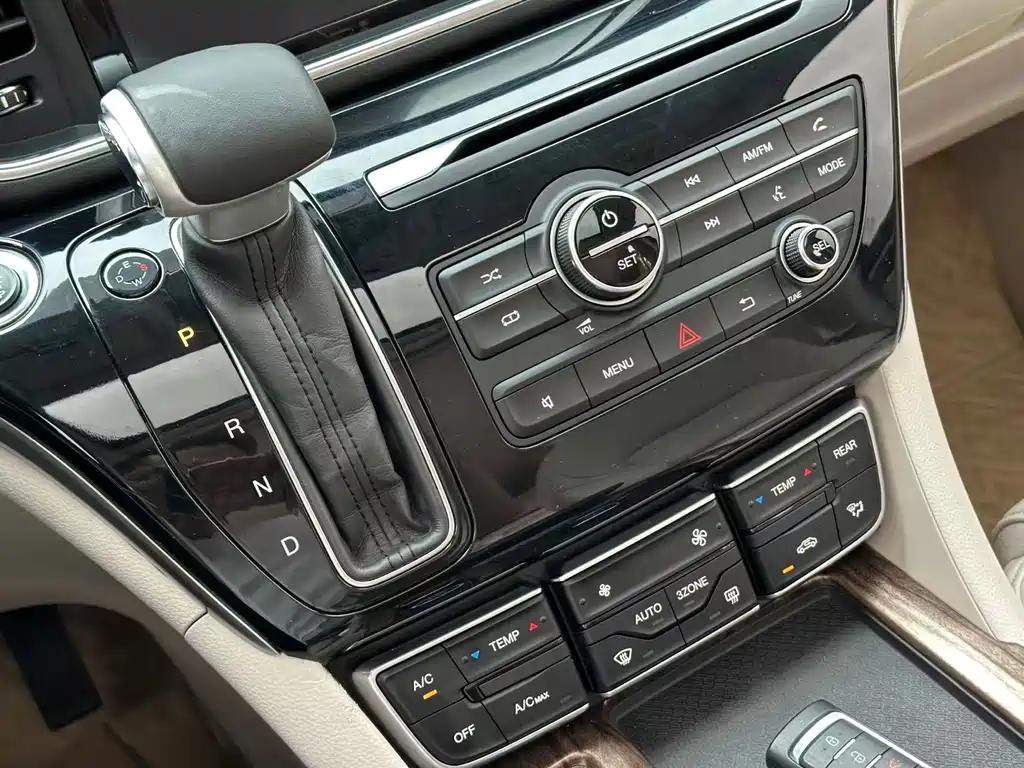 GAC Motor Trumpchi M8 — фото 11