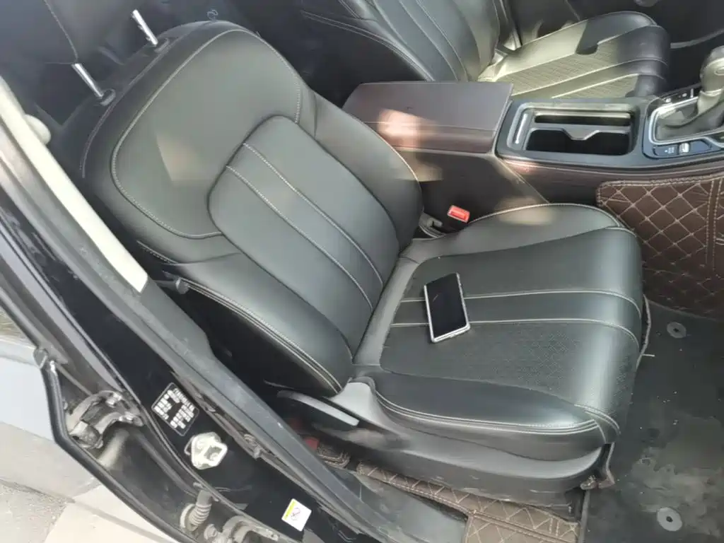 GAC Motor Trumpchi M6 — фото 25