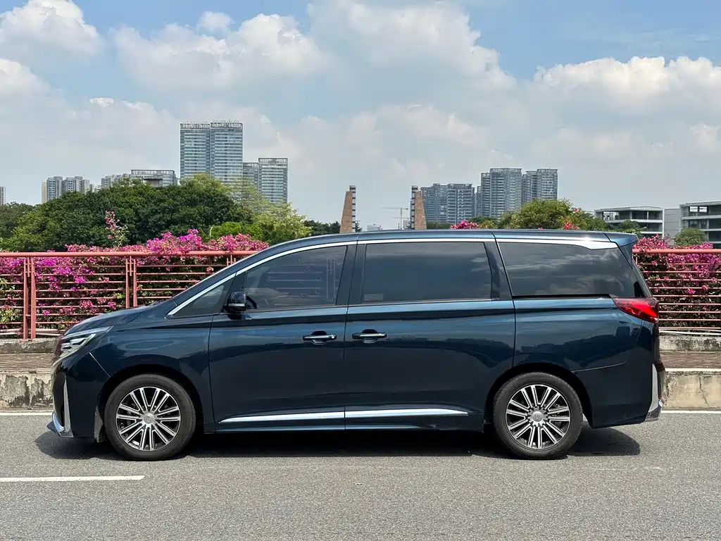 GAC Motor Trumpchi M8 — фото 5