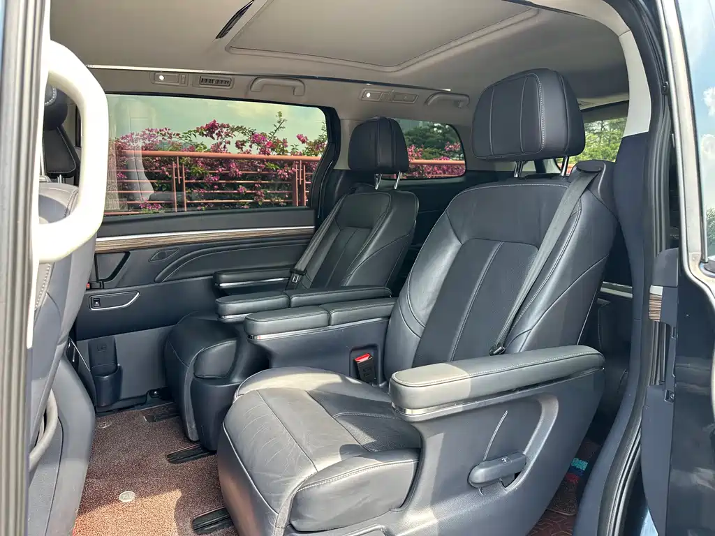 GAC Motor Trumpchi M8 — фото 8