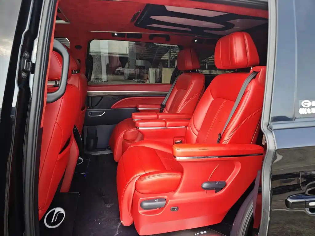 GAC Motor Trumpchi M8 — фото 14