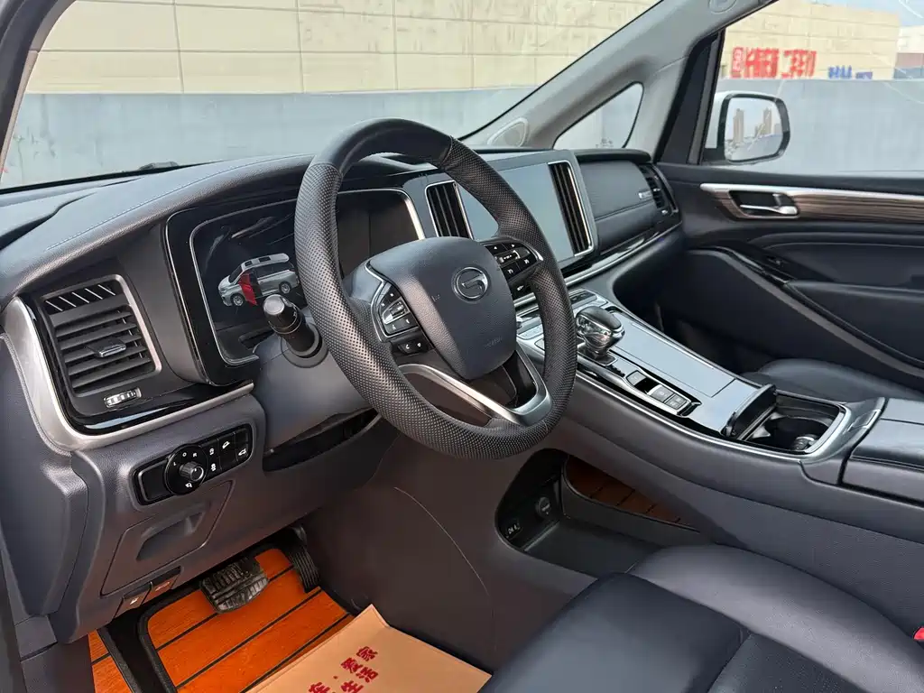 GAC Motor Trumpchi M8 — фото 4