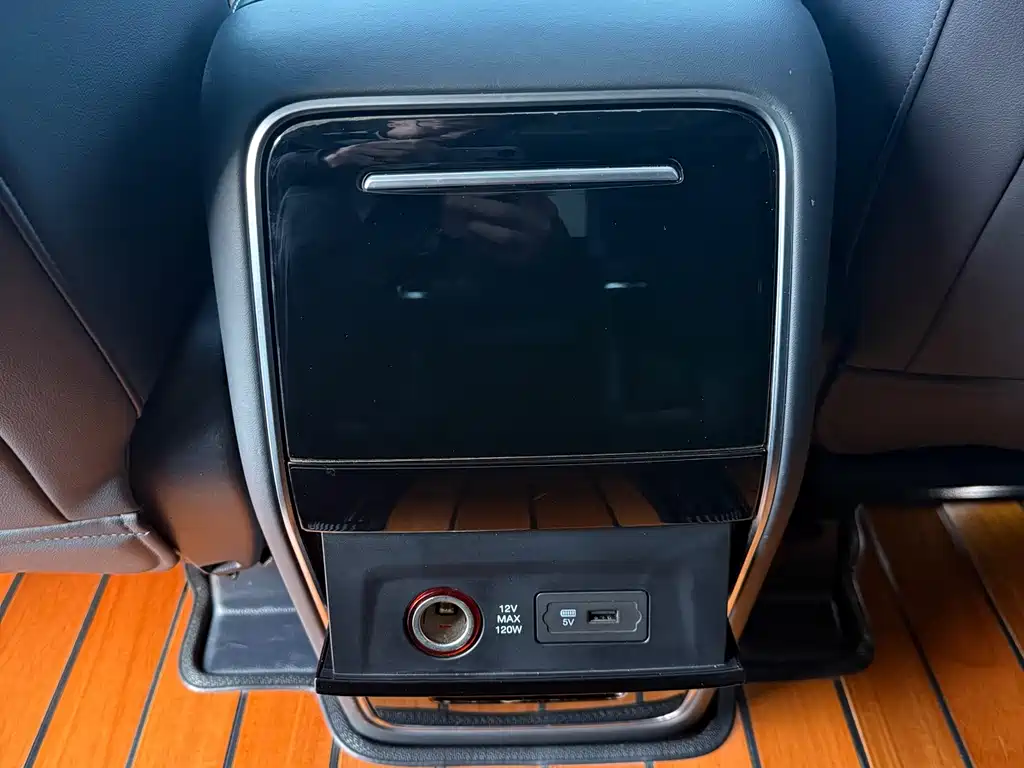 GAC Motor Trumpchi M8 — фото 10