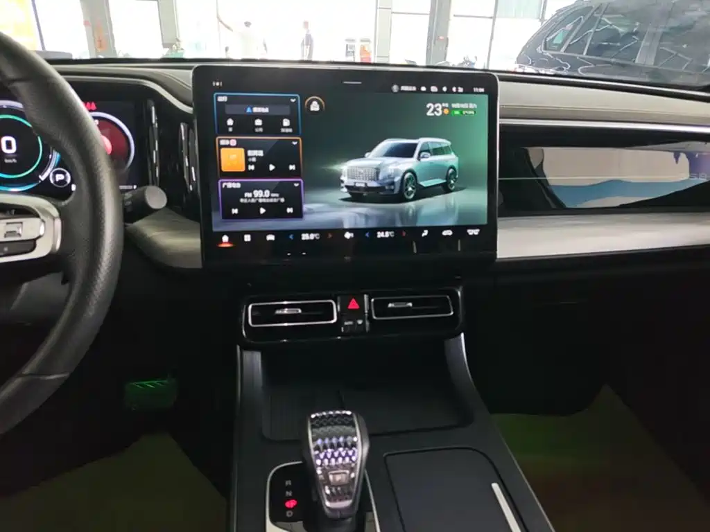 GAC Motor Trumpchi GS8 — фото 13