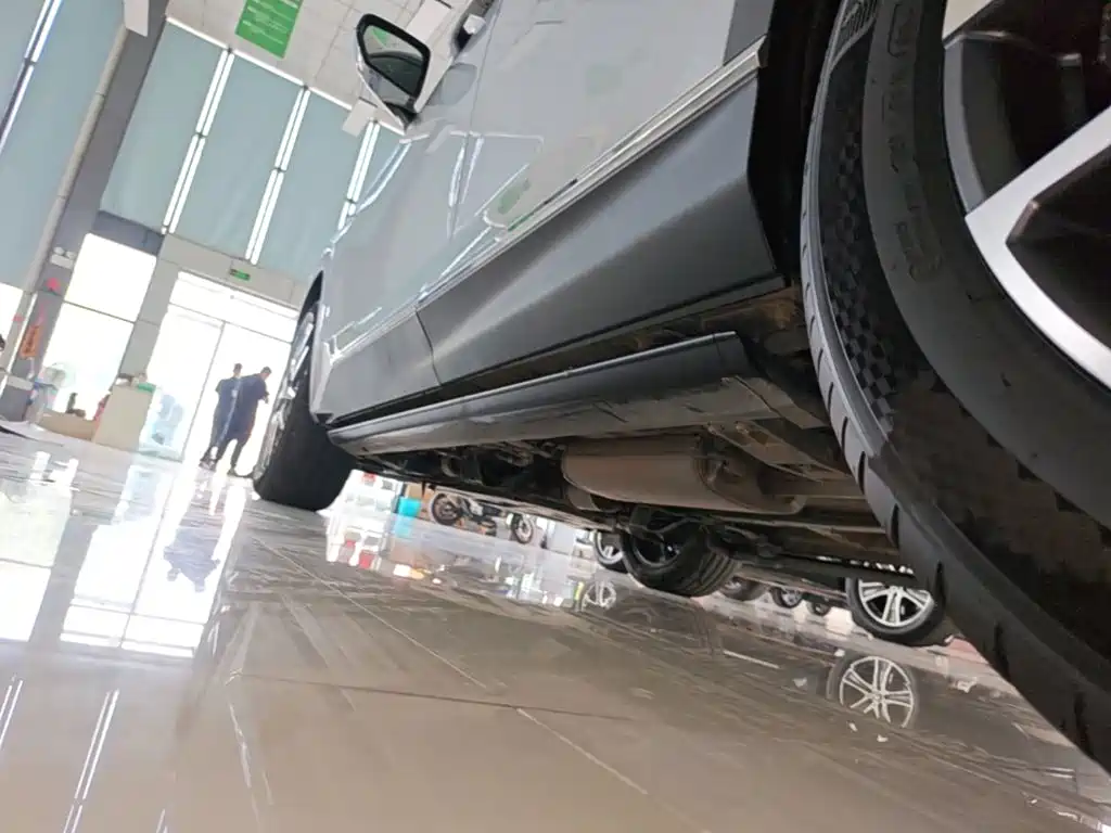 GAC Motor Trumpchi GS8 — фото 22