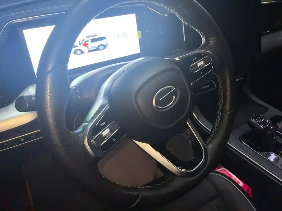 GAC Motor Trumpchi GS8 — фото 15