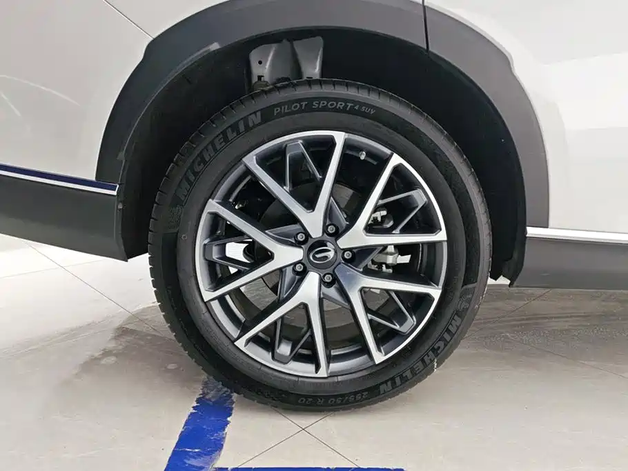 GAC Motor Trumpchi GS8 — фото 6