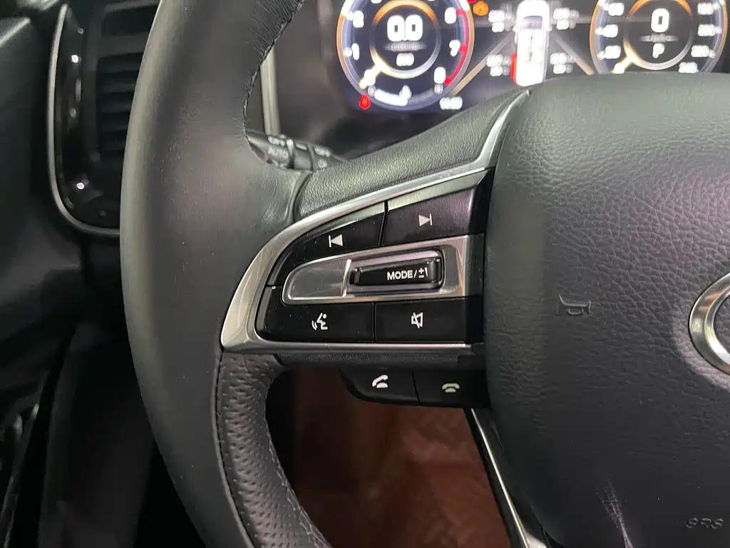 GAC Motor Trumpchi M8 — фото 21