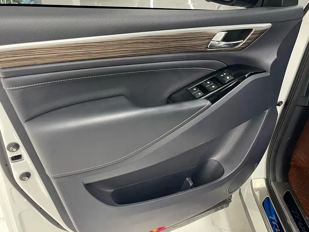 GAC Motor Trumpchi M8 — фото 9