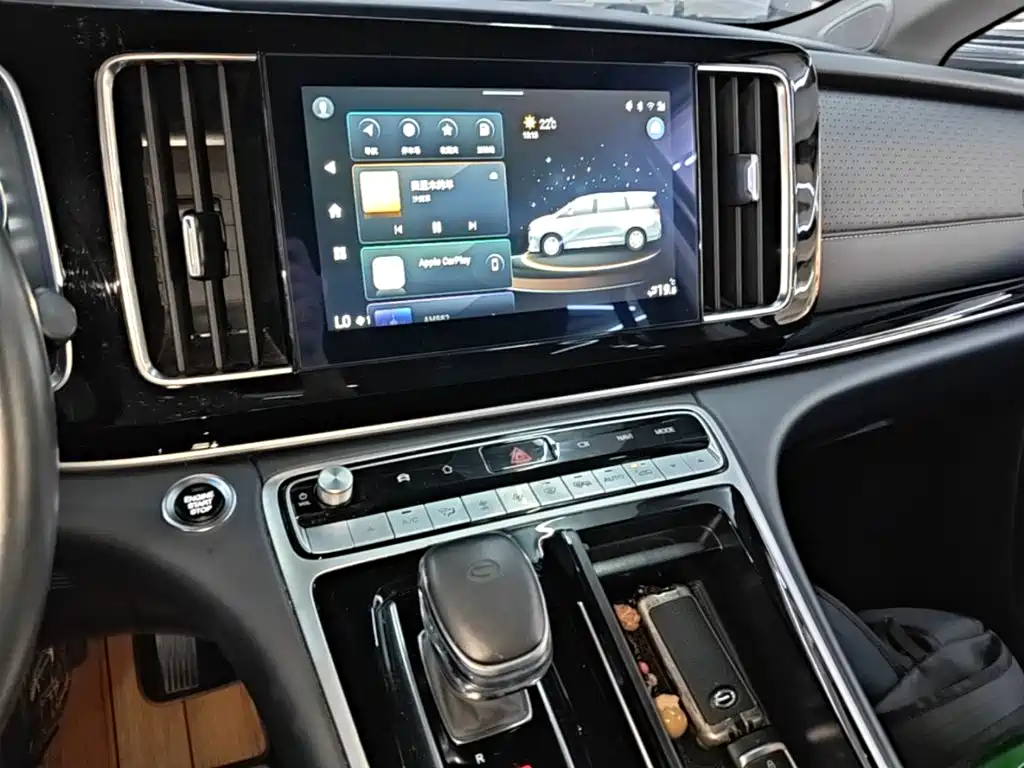 GAC Motor Trumpchi M8 — фото 13