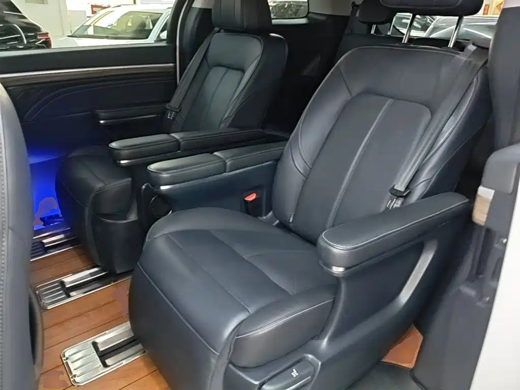 GAC Motor Trumpchi M8 — фото 17