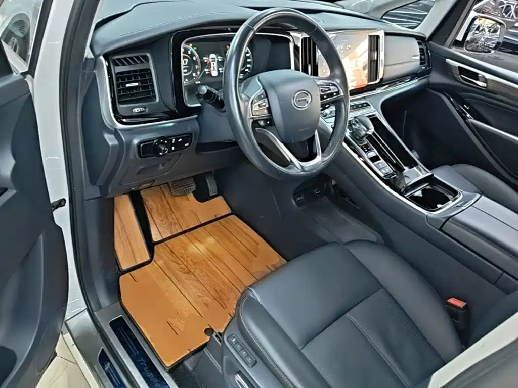 GAC Motor Trumpchi M8 — фото 10