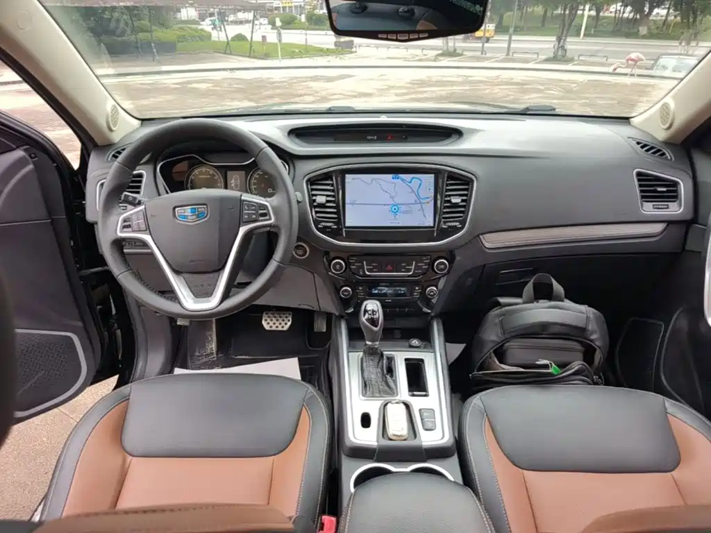 Geely Vision X6 — фото 10
