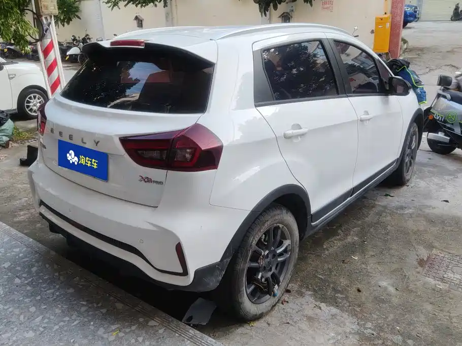 Geely Vision X3 — фото 3