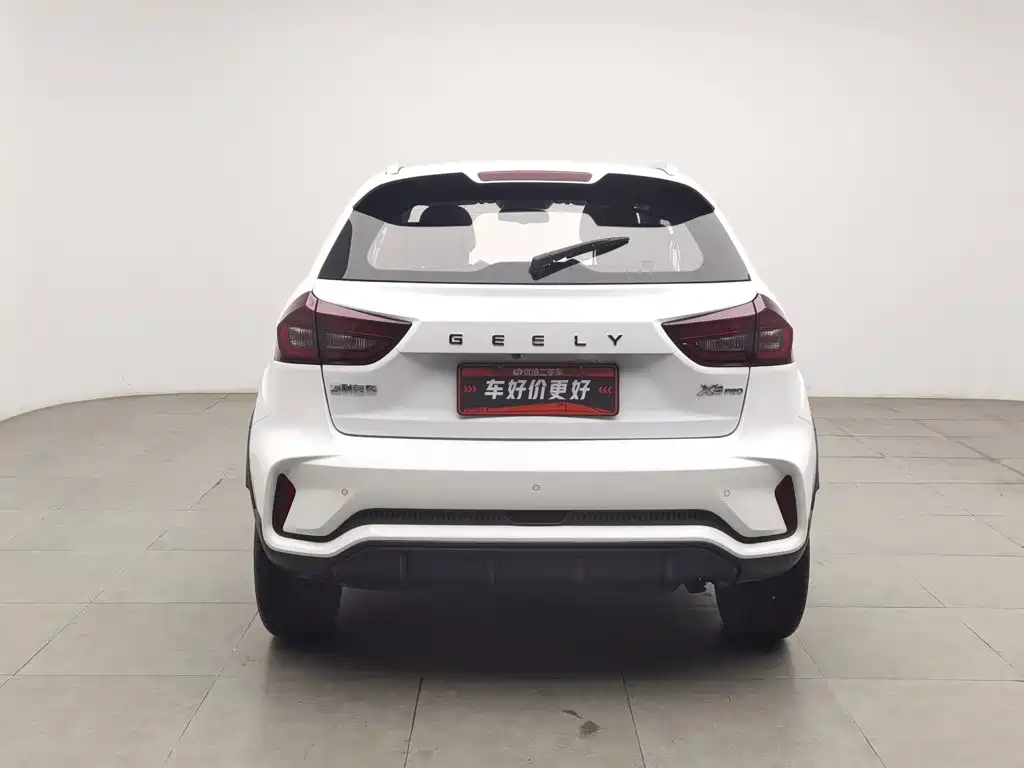 Geely Vision X3 — фото 4