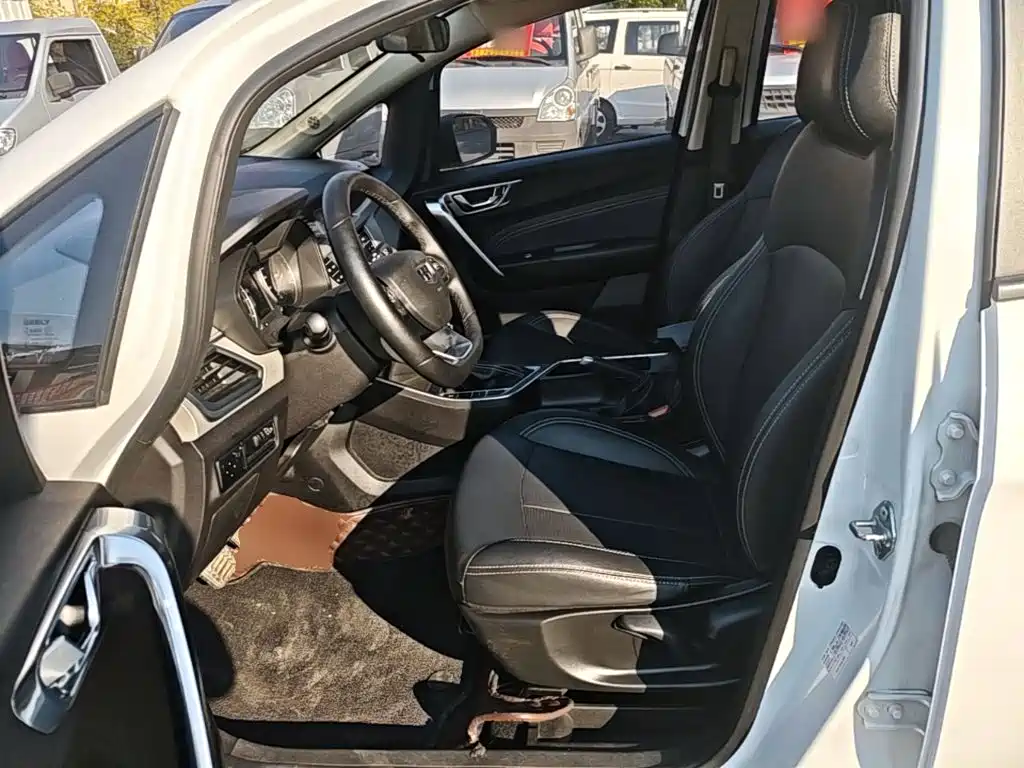 Geely Vision X3 — фото 15