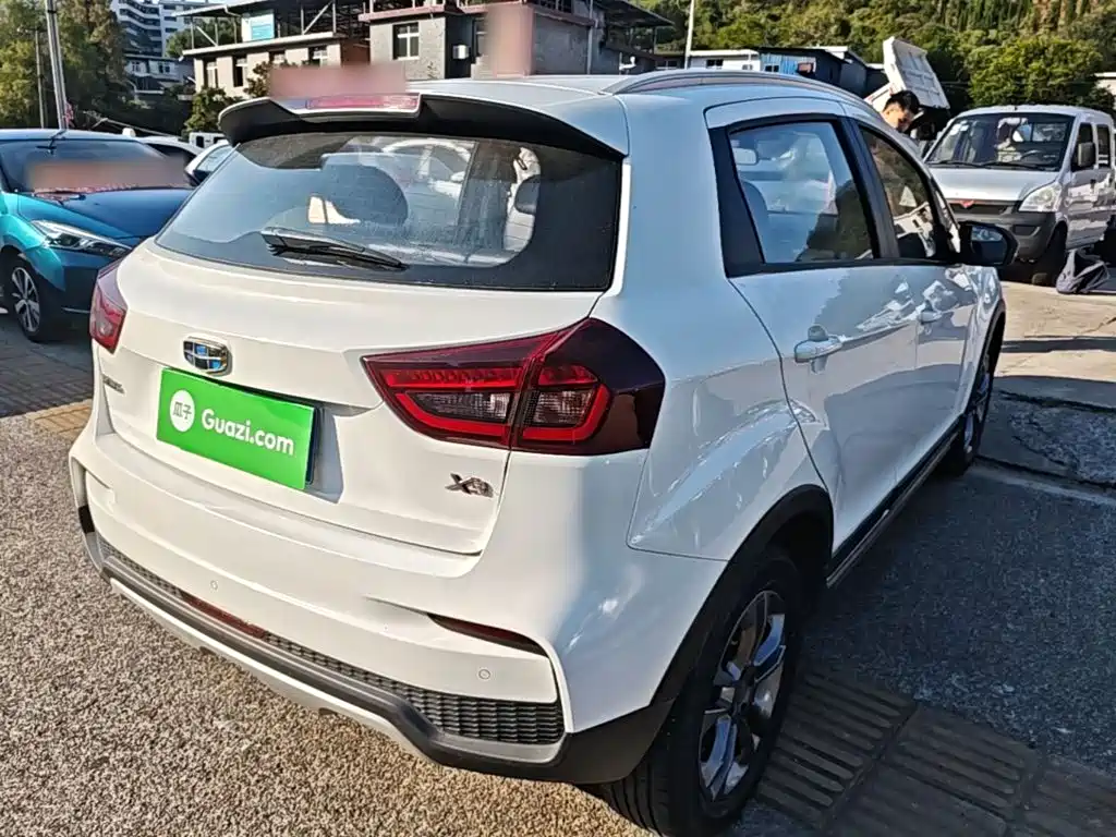 Geely Vision X3 — фото 7