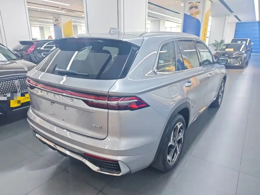 Geely Xingyue L — фото 7