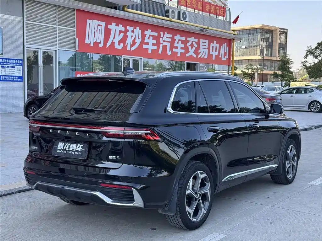 Geely Xingyue L — фото 9
