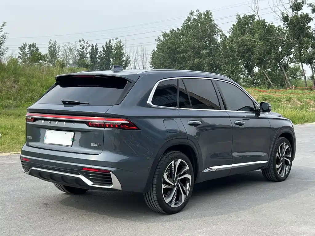 Geely Xingyue L — фото 4