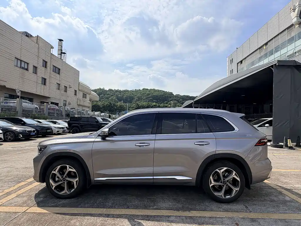 Geely Xingyue L — фото 4