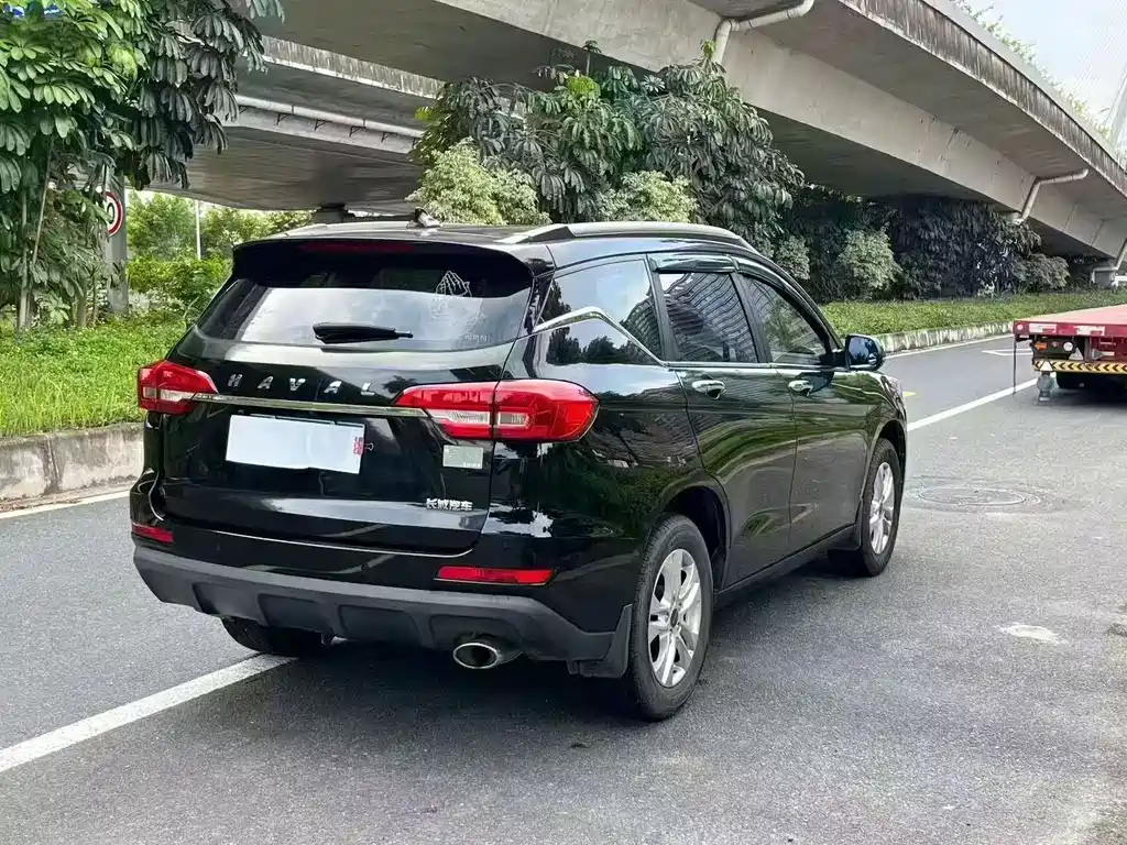 Haval M6 — фото 7