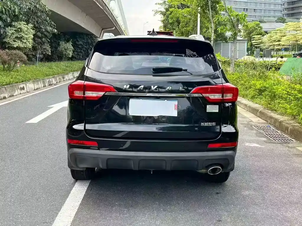 Haval M6 — фото 8