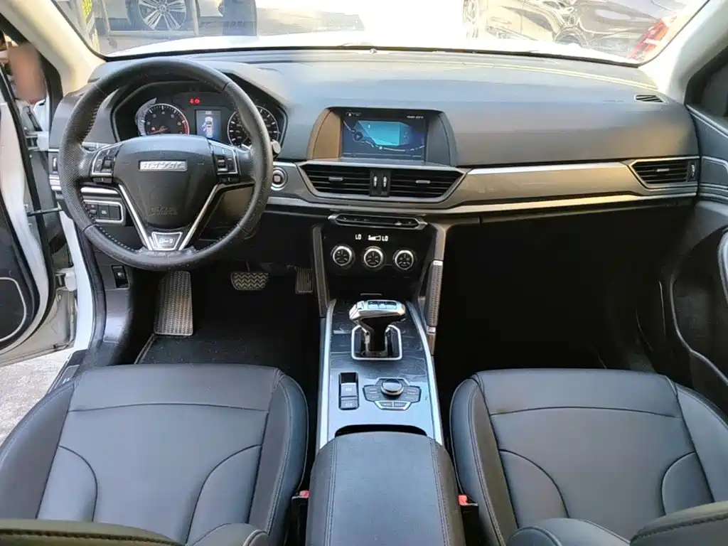 Haval H6 — фото 10