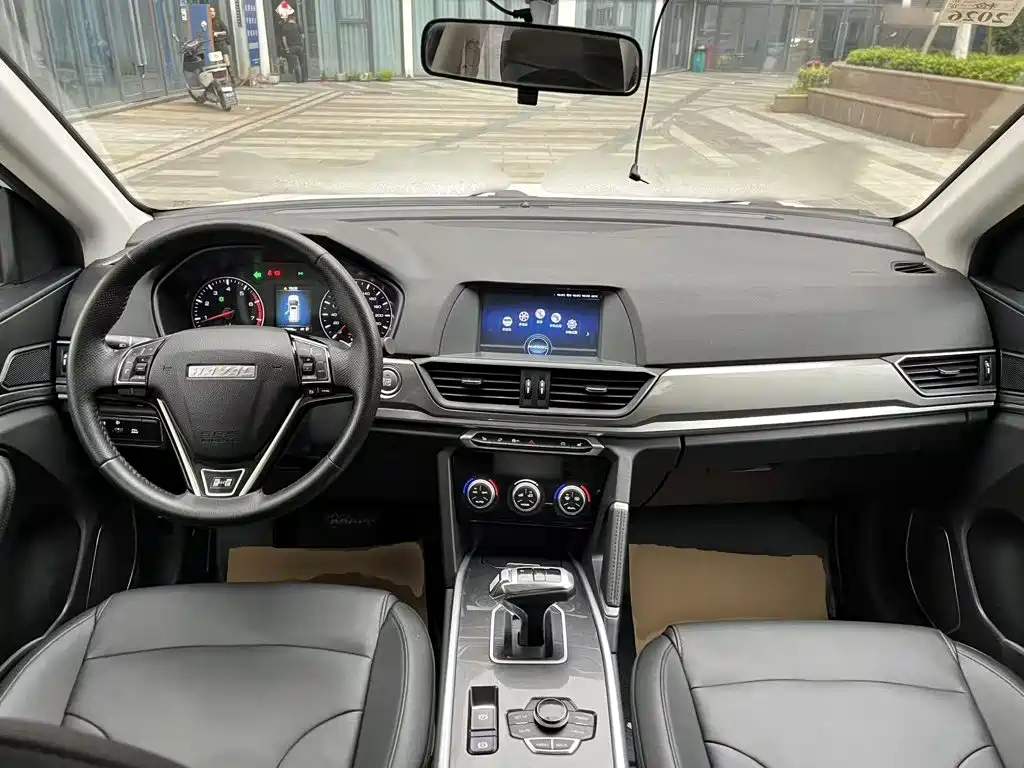 Haval H6 — фото 10