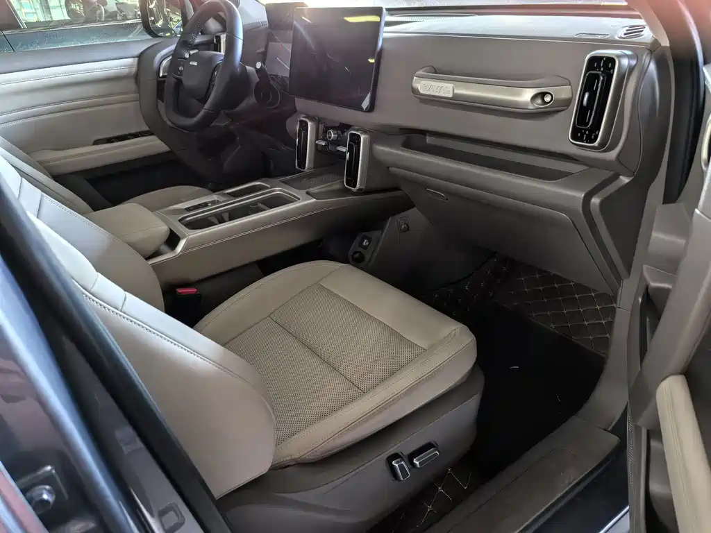 Haval Big Dog — фото 10