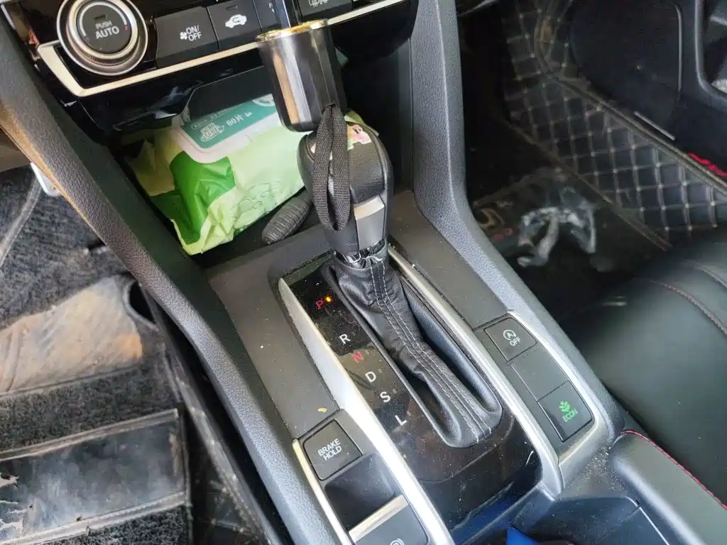 Honda Civic — фото 17