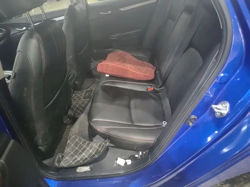 Honda Civic — фото 20