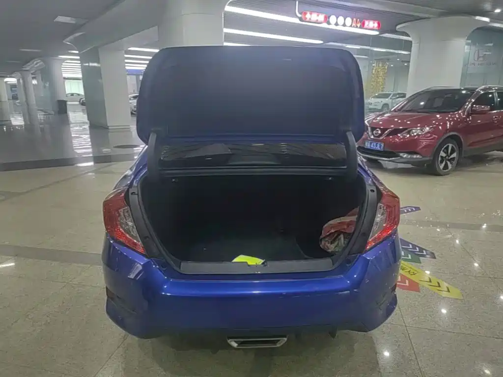 Honda Civic — фото 22