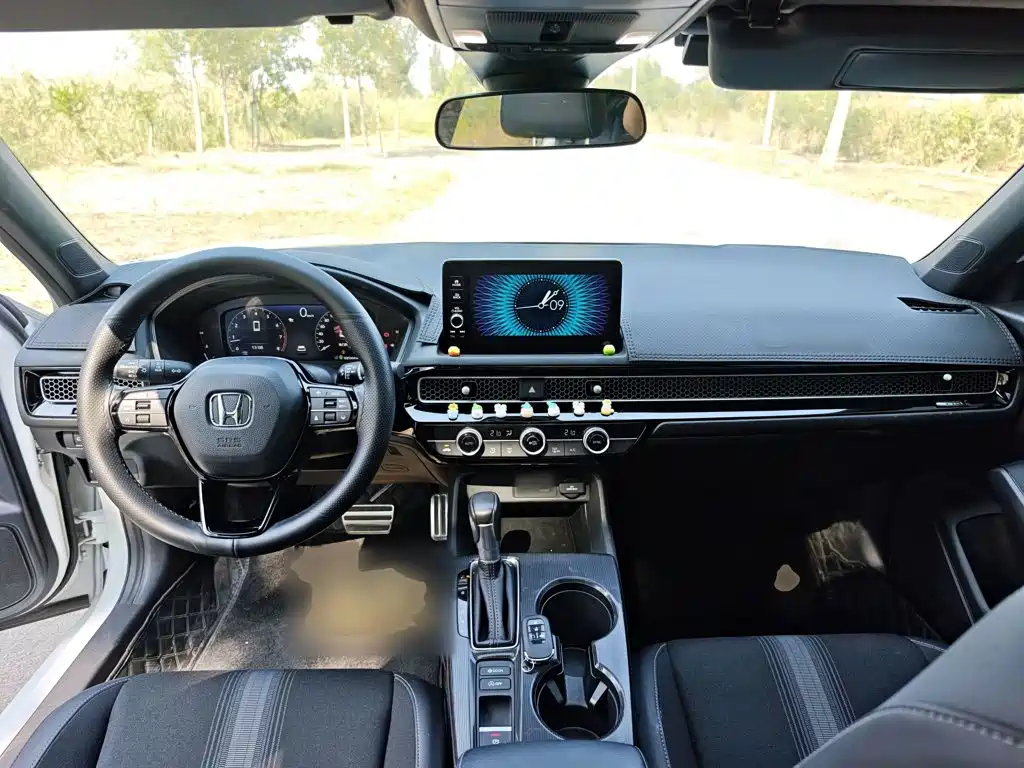 Honda Civic — фото 10