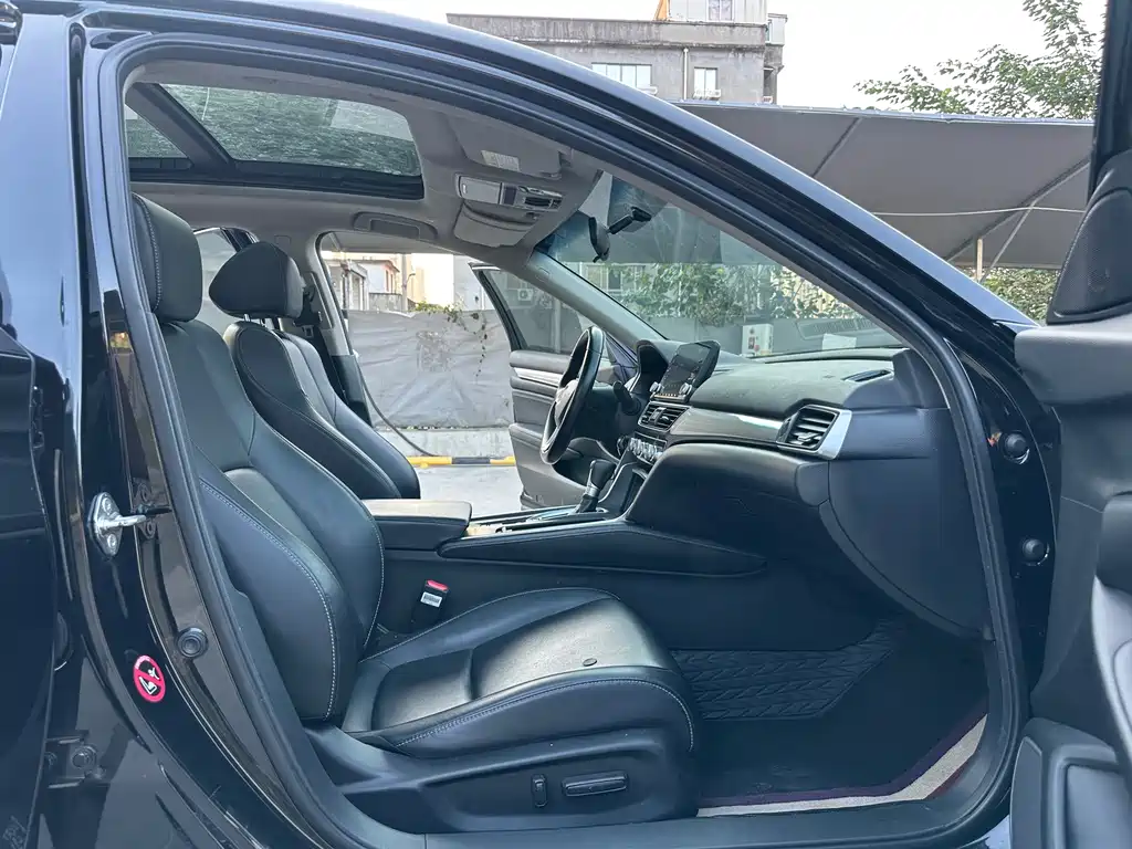 Honda Inspire — фото 10