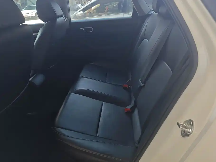 Honda Civic — фото 11