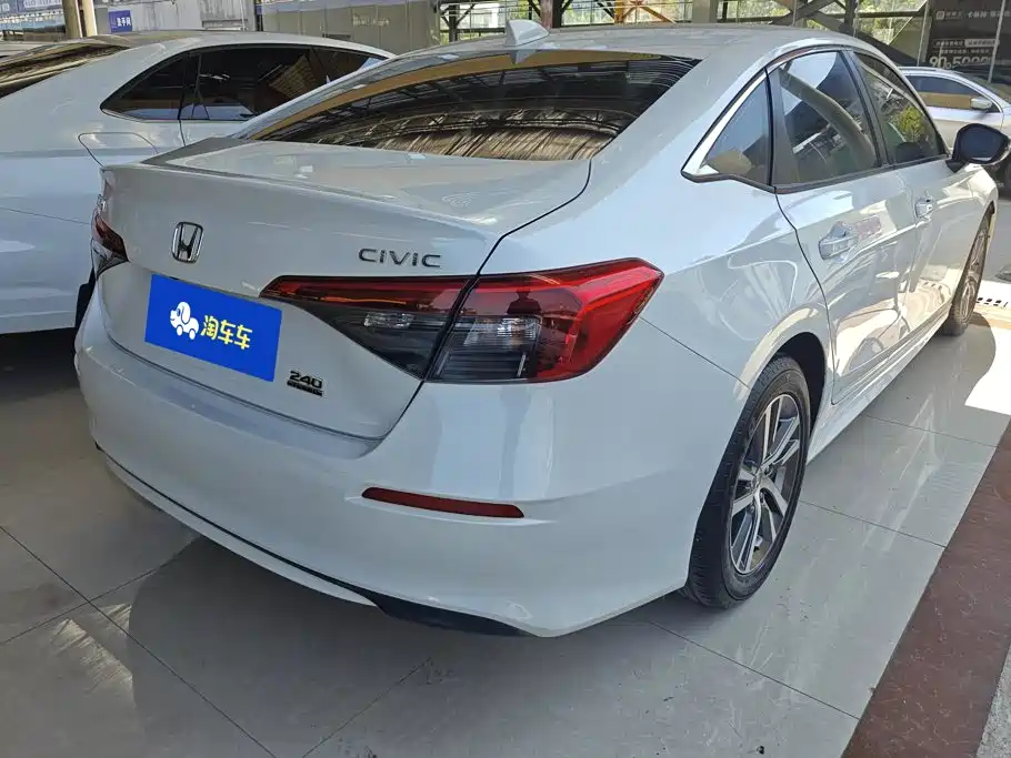Honda Civic — фото 3