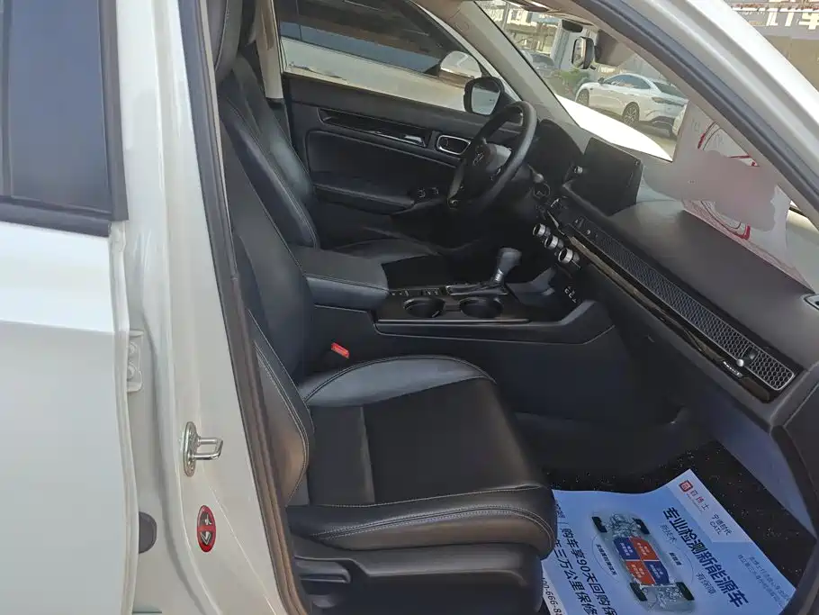 Honda Civic — фото 8
