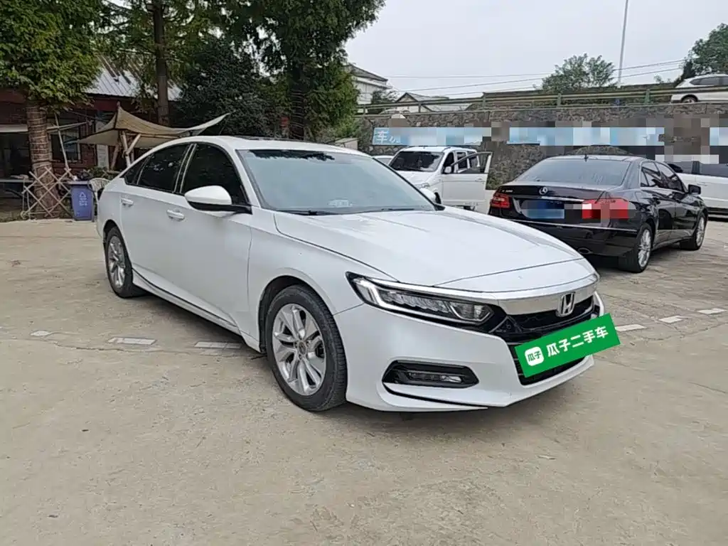 Honda Accord — фото 4
