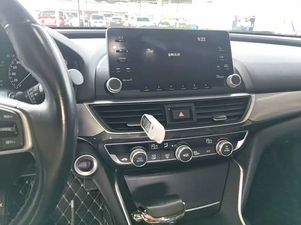 Honda Inspire — фото 13
