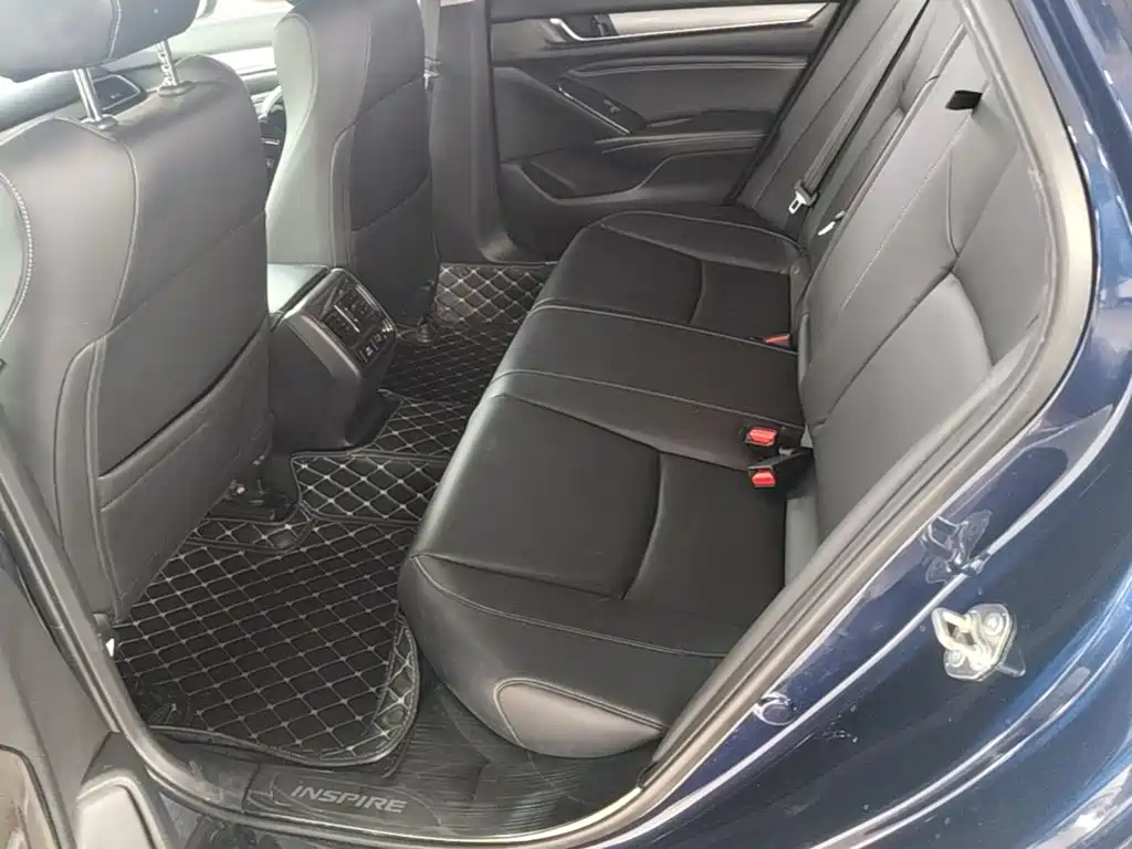 Honda Inspire — фото 17